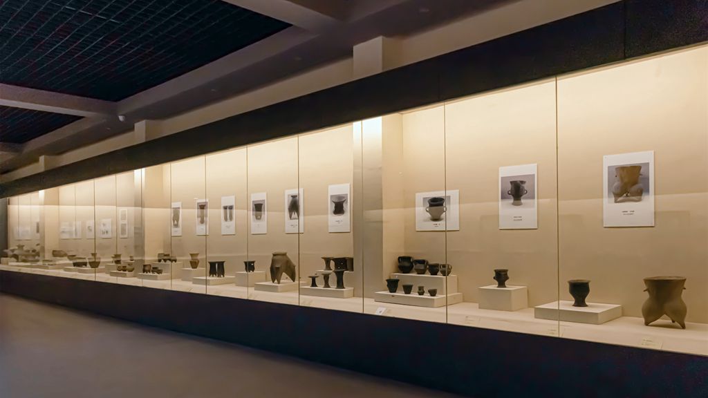 史前文化玉石器展区_副本.jpg